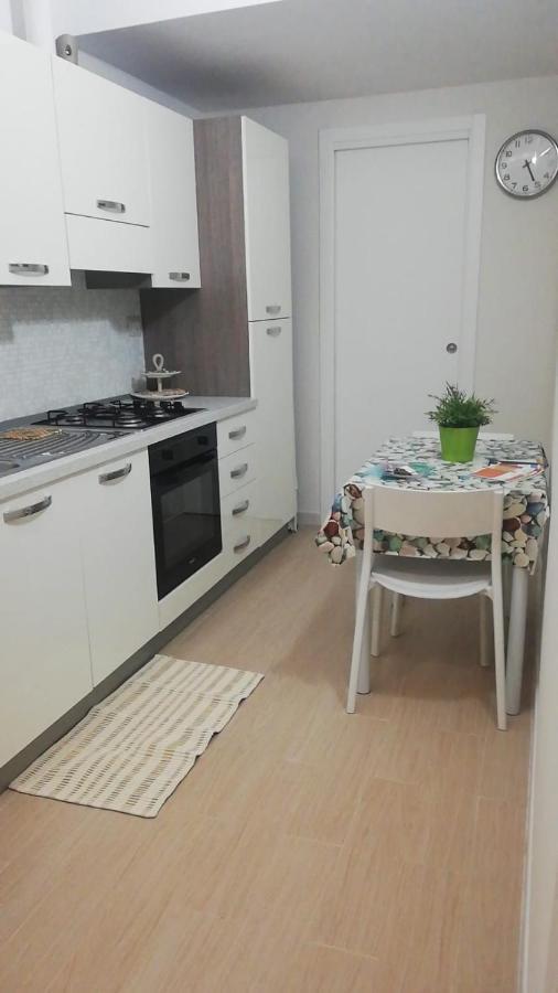 Welcome Holiday House Полиняно а Маре Екстериор снимка