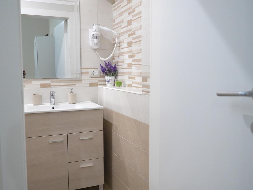 Welcome Holiday House Полиняно а Маре Екстериор снимка